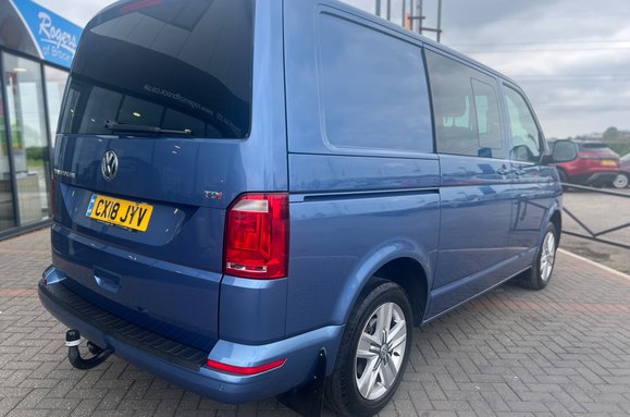 Volkswagen Transporter T32 TDI KOMBI HIGHLINE BMT 10