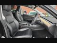 Tesla Model Y LONG RANGE AWD 33