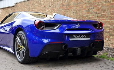 Ferrari 488 Spider 10