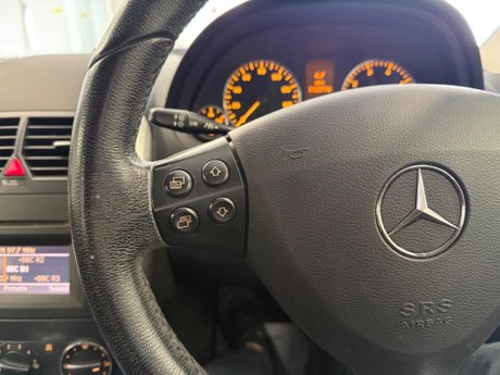 Mercedes-Benz A Class 1.7 A180 Avantgarde SE CVT 5dr 28