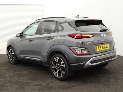 Hyundai KONA T-GDI PREMIUM MHEV 2