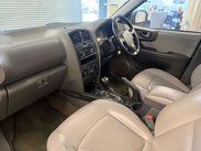 Hyundai SANTA FE 2.0 CRTD CDX 5dr 9