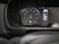 Volvo XC90 2.0 XC90 R-Design D5 PowerPulse AWD Auto 4WD 5dr 47