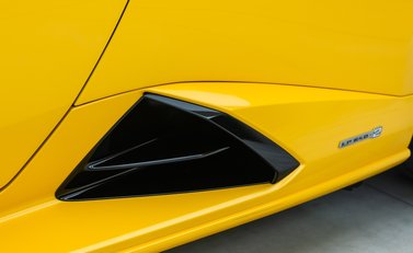 Lamborghini Huracan Tecnica 31
