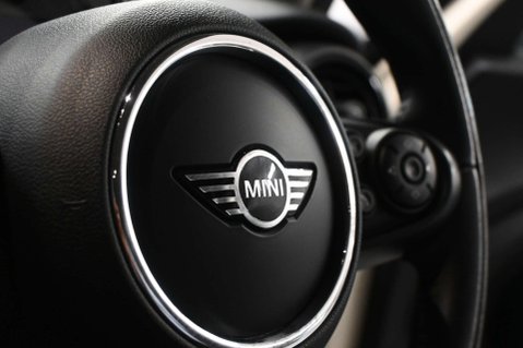 Mini Hatch 1.5 Cooper Auto 5dr 45
