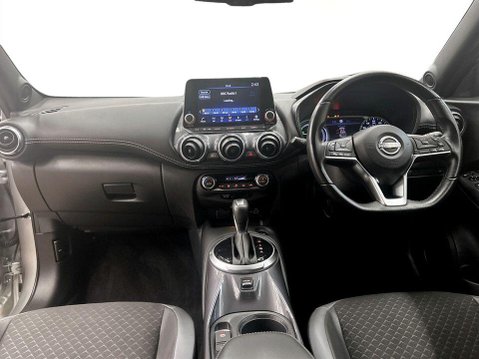 Nissan Juke 1.6 N-Connecta SUV 5dr Petrol Hybrid Auto Euro 6 (143 ps) Air Con - Alloys 19