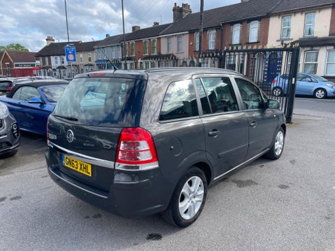 Vauxhall Zafira 1.6 16V Exclusiv Euro 5 5dr 3