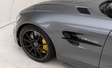 Mercedes-Benz AMG GT R GT R Premium 20