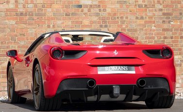 Ferrari 488 Spider 3