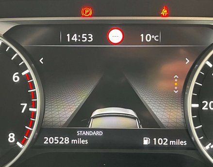 Nissan Qashqai 1.3 Qashqai Acenta Premium DiG-T MHEV 5dr 33