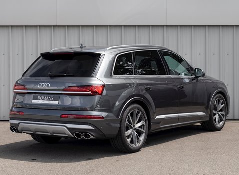 Audi SQ7 7