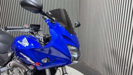 Honda CB 600 2001 ONLY 15K MOT OCTOBER 2027 VERY CLEAN 600CC 13