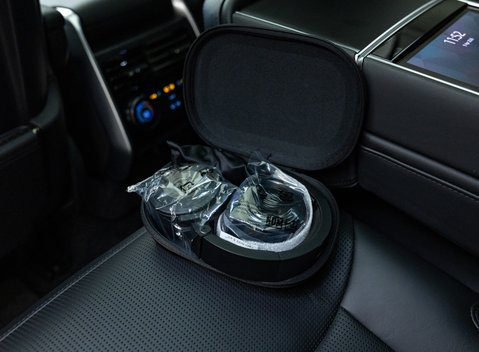 Land Rover Range Rover P615 SV 44