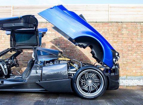 Pagani Huayra 39