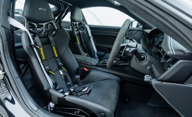 Porsche 911 GT3 (992) 11