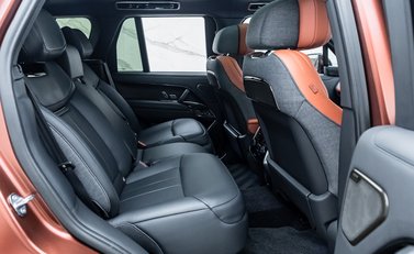 Land Rover Range Rover P530 SV 19
