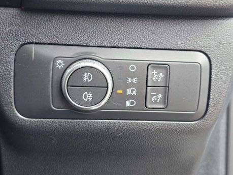 Ford Kuga 1.5 EcoBlue ST-Line SUV 5dr Diesel Auto Euro 6 (s/s) (120 ps) 25