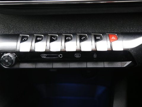 Peugeot 3008 1.2 PureTech Allure Euro 6 (s/s) 5dr 17