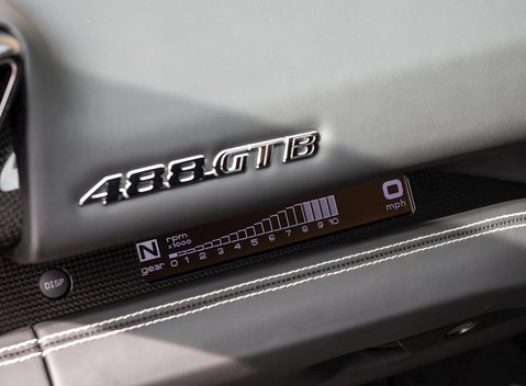 Ferrari 488 GTB 18