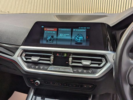 BMW 3 Series 2.0 318d Sport Auto 4dr 54