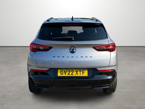 Vauxhall Grandland 1.2 Turbo SRi 5dr 8