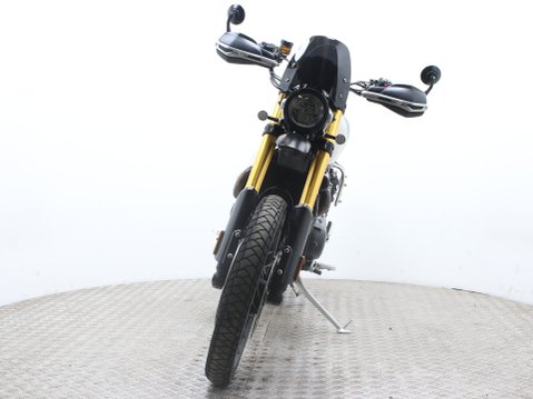 Triumph Scrambler 1200 SCRAMBLER 1200 XE 5