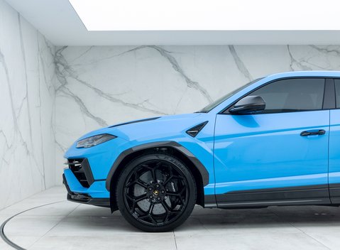Lamborghini Urus Performante 26