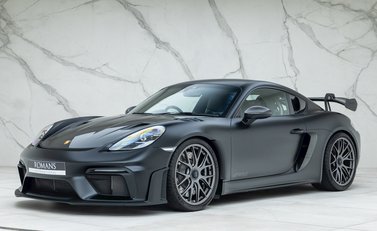 Porsche Cayman GT4 RS (718) 6