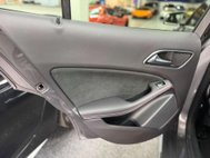 Mercedes-Benz GLA 1.6 GLA180 AMG Line Edition SUV 5dr Petrol 7G-DCT Euro 6 (s/s) (122 ps) 51