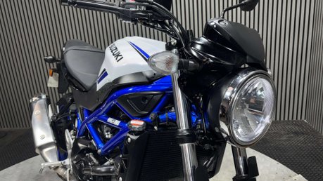 Suzuki SV650 2020 ONLY 8K SERVICED LONG MOT WARRANTY A2 NAKED BIKE 22