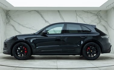 Porsche Macan GTS 5