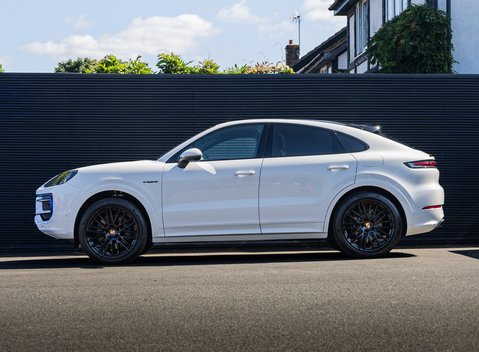 Porsche Cayenne V6 E-HYBRID Coupe 2