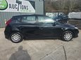 Hyundai i30 COMFORT CRDI 4