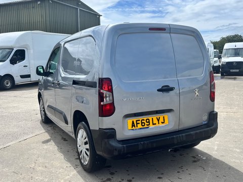 Peugeot Partner BLUEHDI PROFESSIONAL L1 7