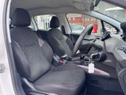 Peugeot 2008 BLUE HDI ACTIVE 3