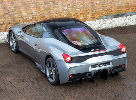 Ferrari 458 Speciale 9