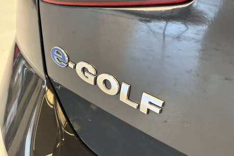 Volkswagen Golf 35.8kWh e-Golf Hatchback 5dr Electric Auto (136 ps) 72