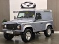 Land Rover Defender 2.4 TDCi Hard Top SUV 4WD SWB Euro 4 3dr 14