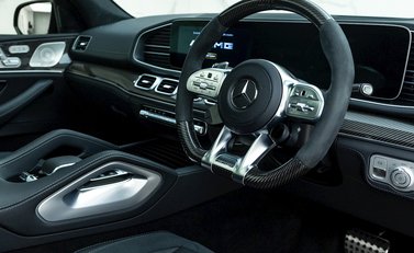 Mercedes-Benz GLS 63 Night Edition Executive 9