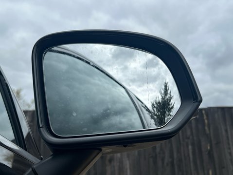 Volvo XC40 B4 INSCRIPTION PRO MHEV 21