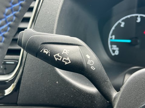 Ford Transit Custom 320 LIMITED P/V ECOBLUE 35