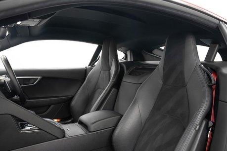 Jaguar F-Type 2.0i GPF R-Dynamic Coupe 2dr Petrol Auto Euro 6 (s/s) (300 ps) 4