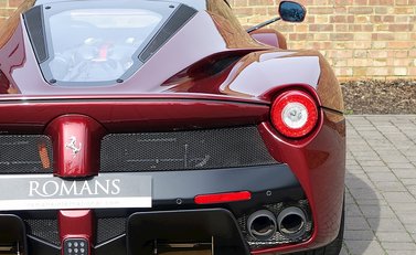 Ferrari LaFerrari 19