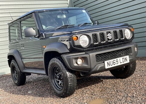 Suzuki Jimny SZ4 9
