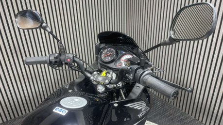 Honda CBF125 CBF125 2012 ONLY 6K MOT SERVICED ICONIC LEARNER BIKE 125CC 10