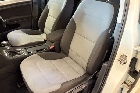 Volkswagen Golf e-Golf Hatchback 5dr Electric Auto (115 ps) 71