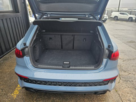 Audi A3 RS 3 TFSI QUATTRO VORSPRUNG 21