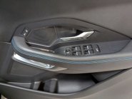 Jaguar E-Pace 2.0 E-PACE R-Dynamic S D AWD Auto 4WD 5dr 38
