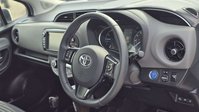 Toyota Yaris 1.5 VVT-h Icon Tech Hatchback 5dr Petrol Hybrid E-CVT Euro 6 (s/s) (100 ps) 13