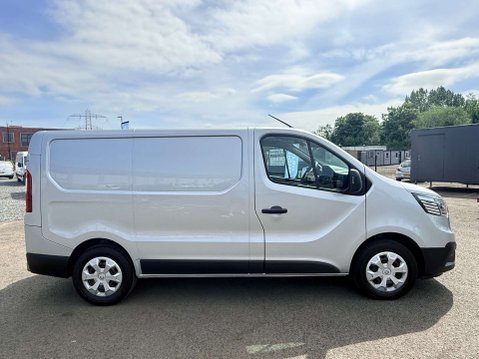 Renault Trafic 2.0 Trafic SL28 Business+ Blue dCi 4
